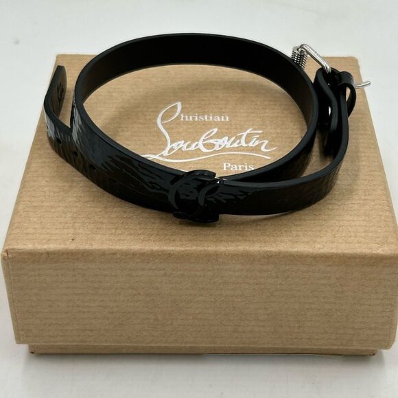 Women's Christian Louboutin CL logo patent Leather bracelet made in Italy - Picture 1 of 10